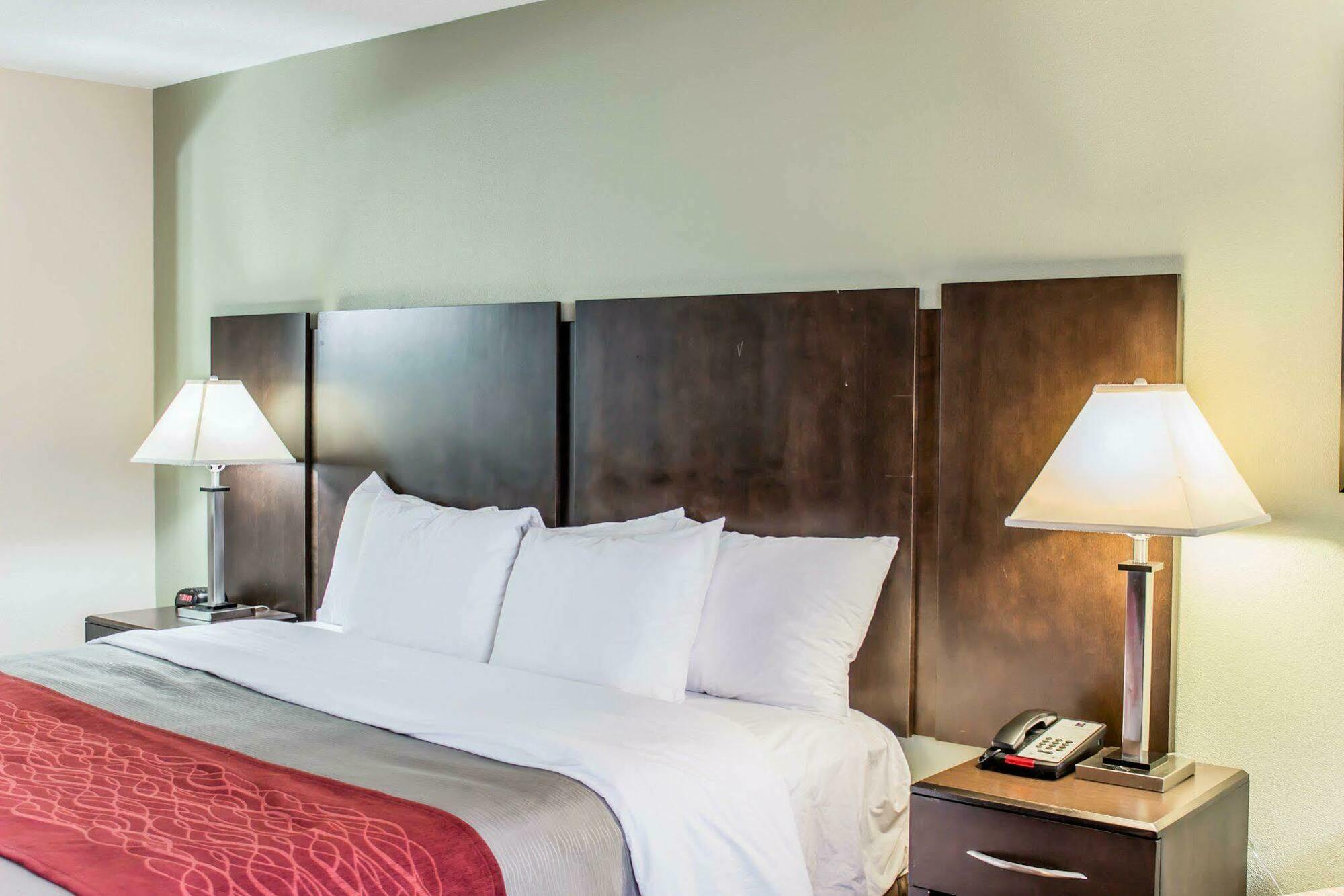 Quality Inn Raleigh Downtown Eksteriør billede